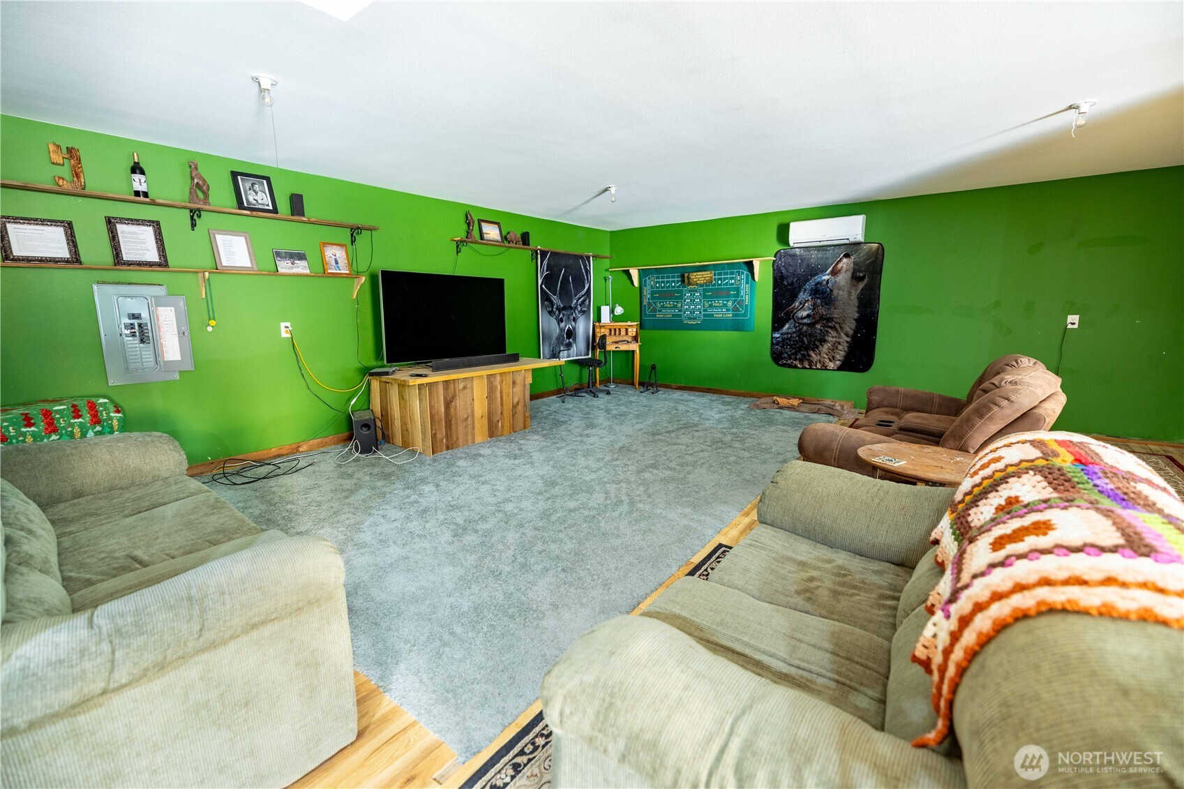 385 Highway 153 Property Photo 11