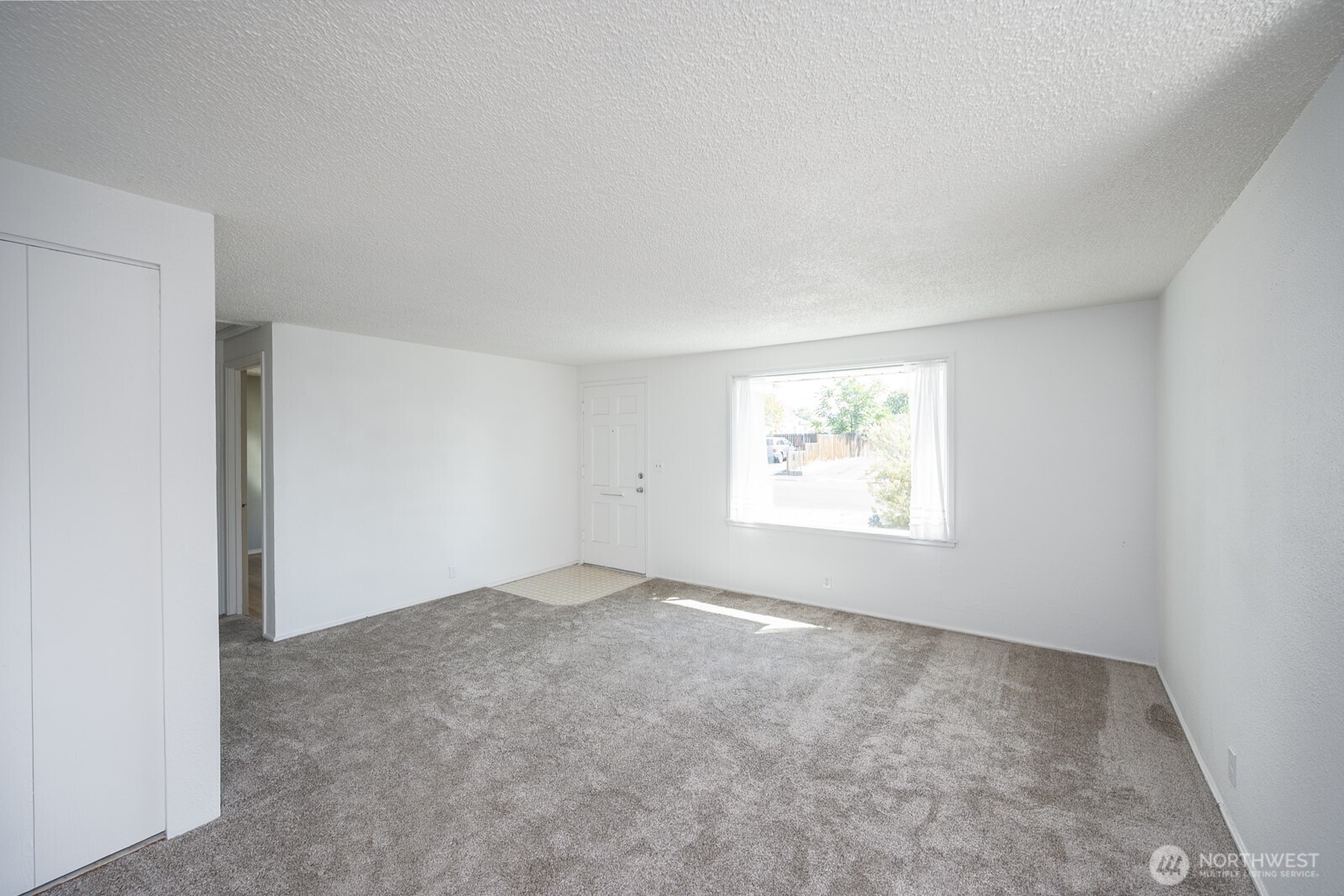 147 E Street Property Photo 6