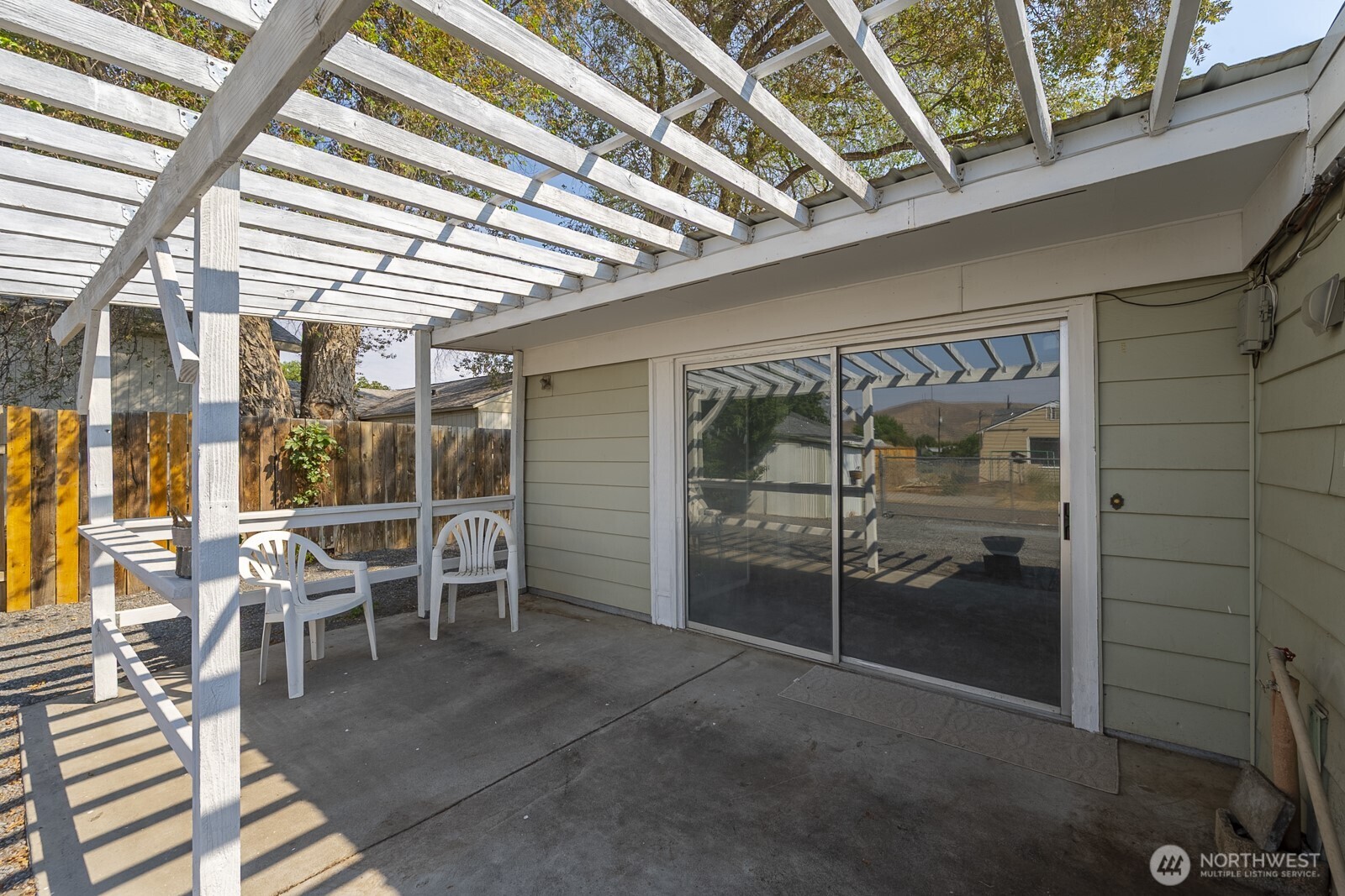 147 E Street Property Photo 26
