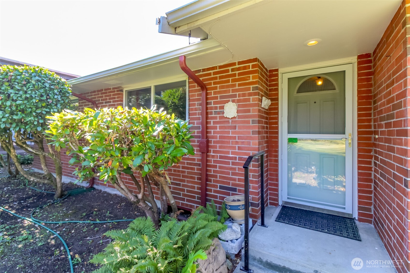 10526 Wauna Street Property Photo 4
