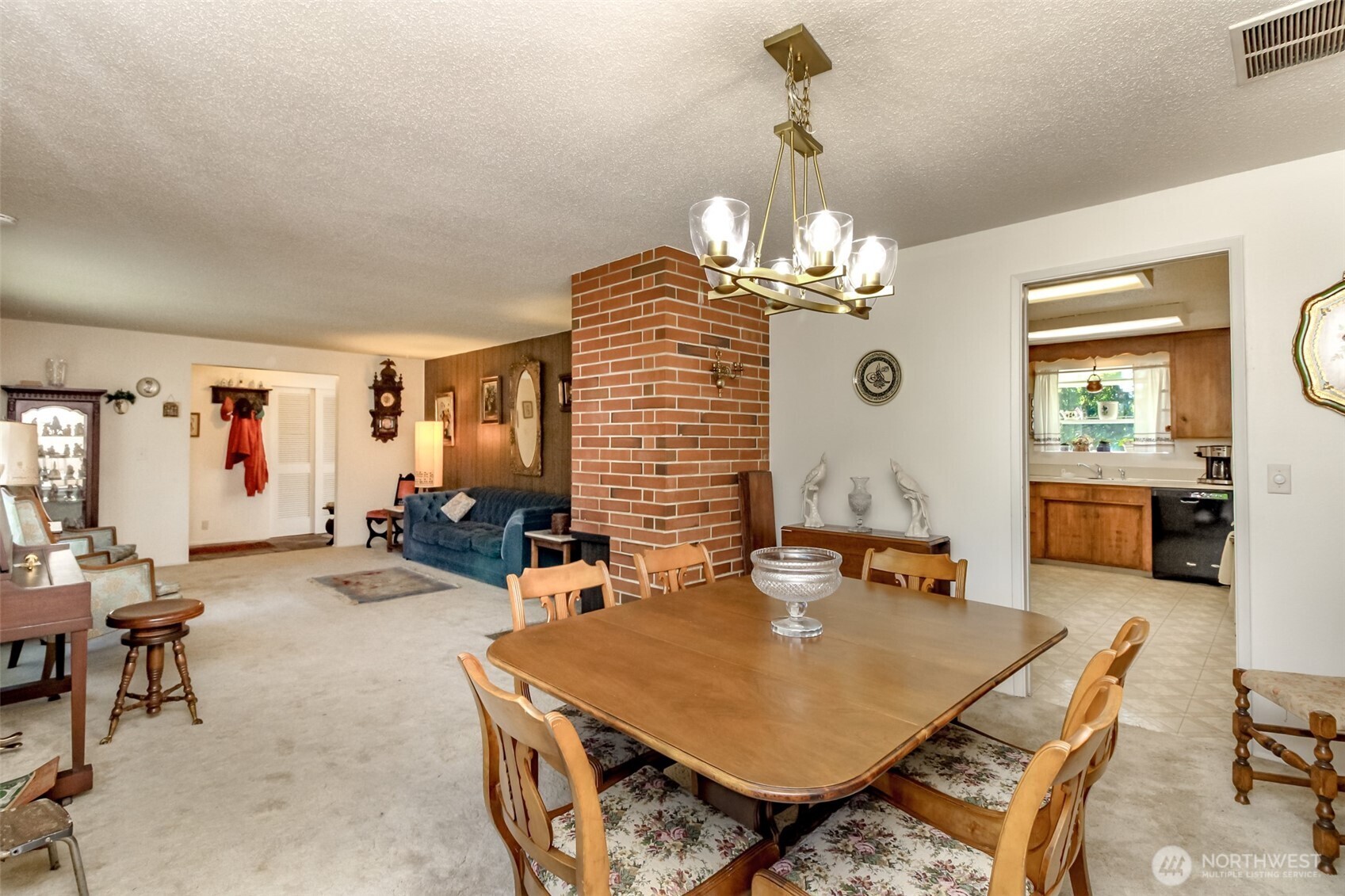 10526 Wauna Street Property Photo 12
