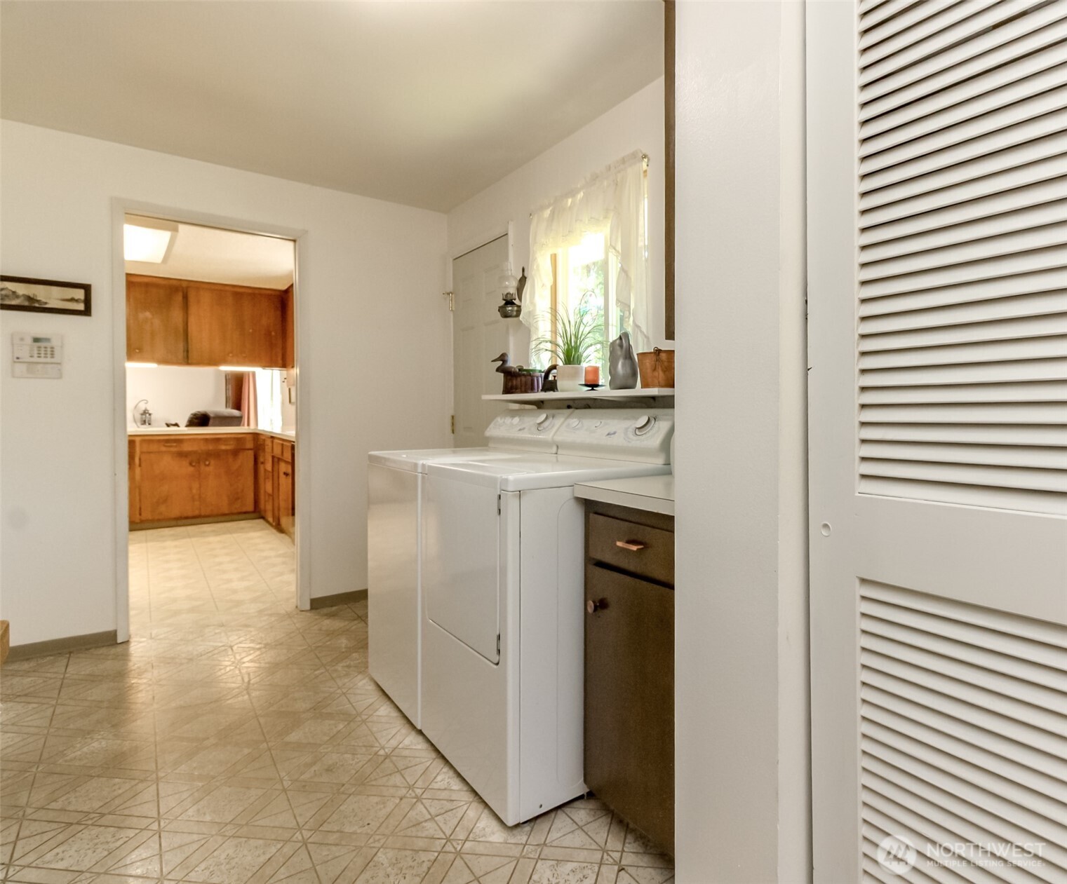 10526 Wauna Street Property Photo 27