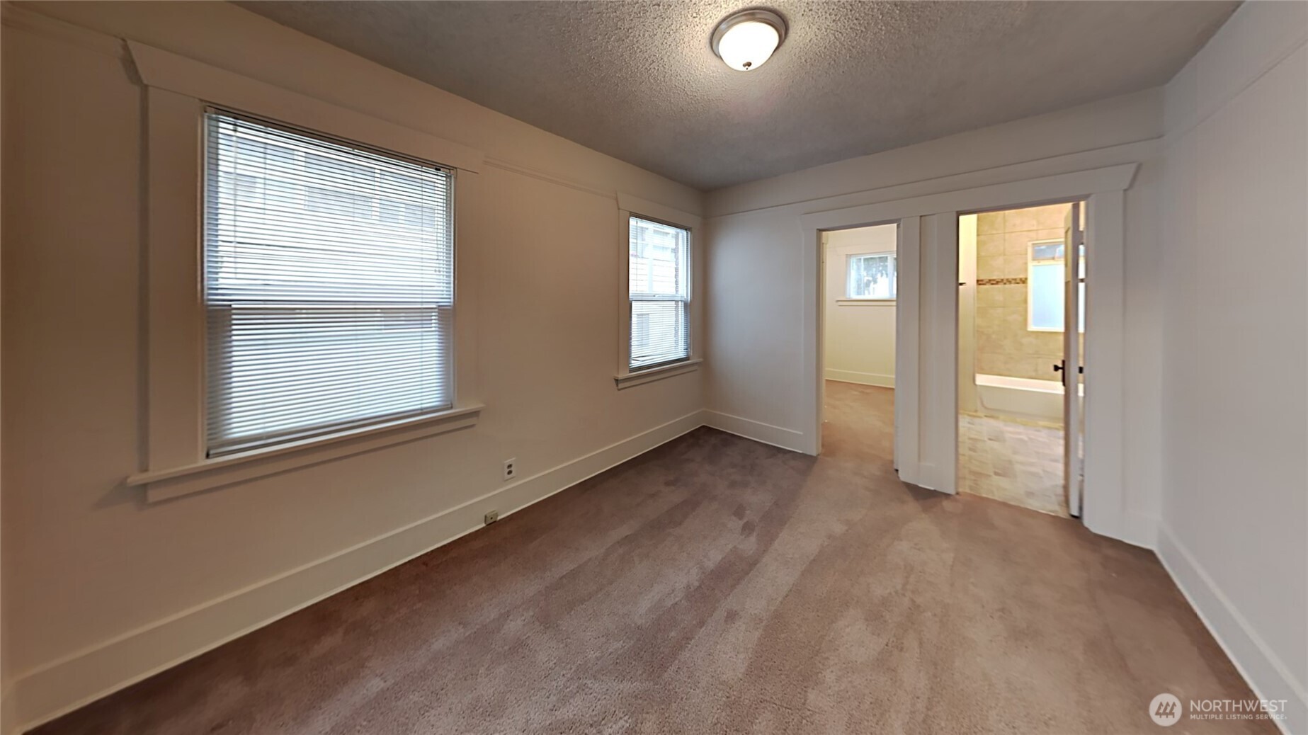 914 N 40th Street Property Photo 8