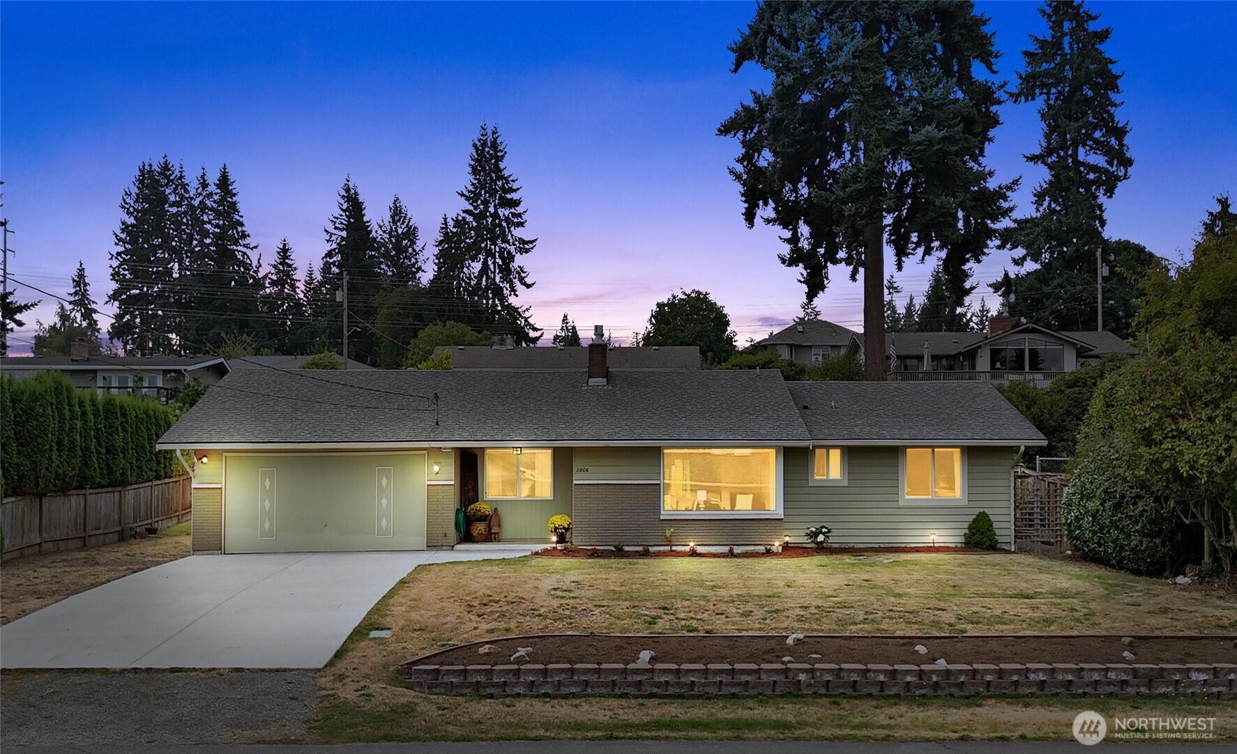 8806 Cascadia Avenue Property Photo 1