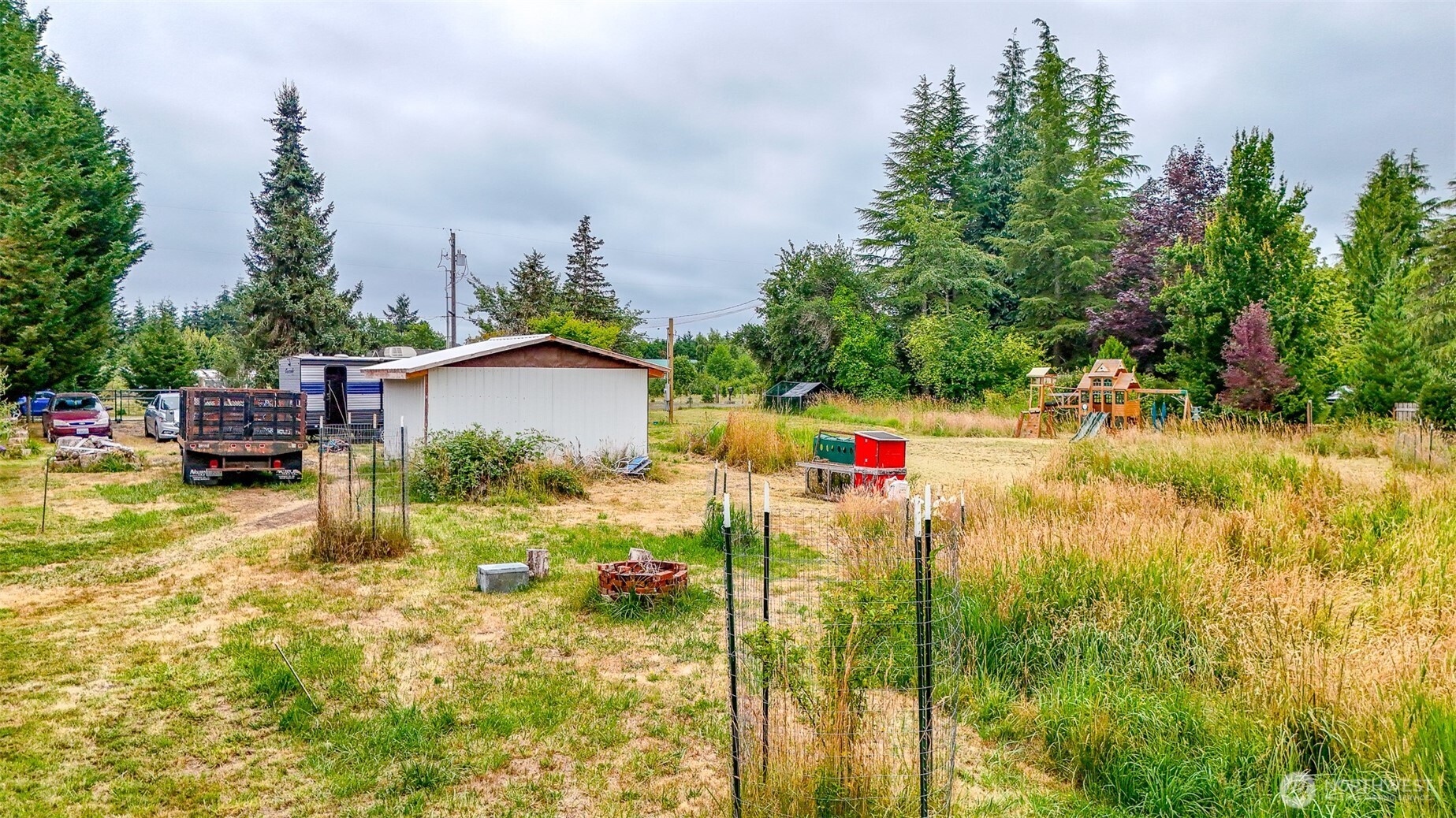 23 Garden Tracts Road Property Photo 2