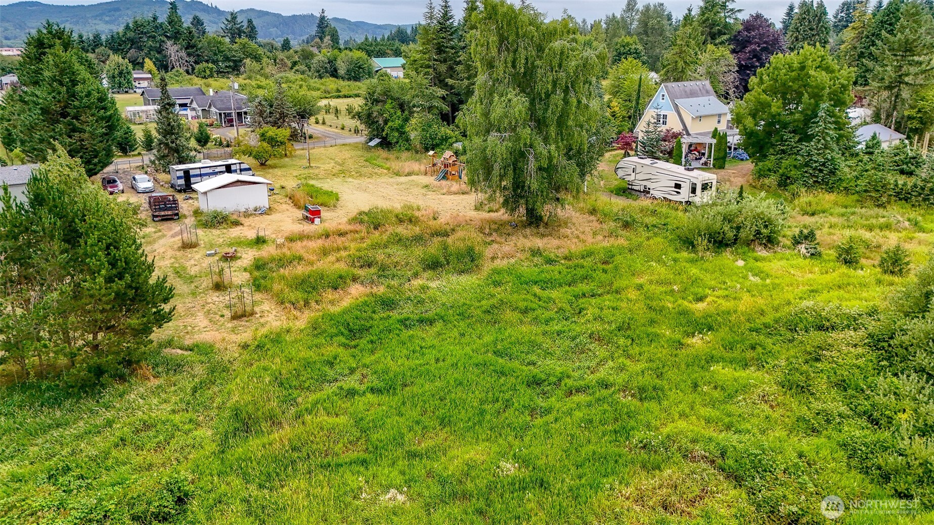 23 Garden Tracts Road Property Photo 3