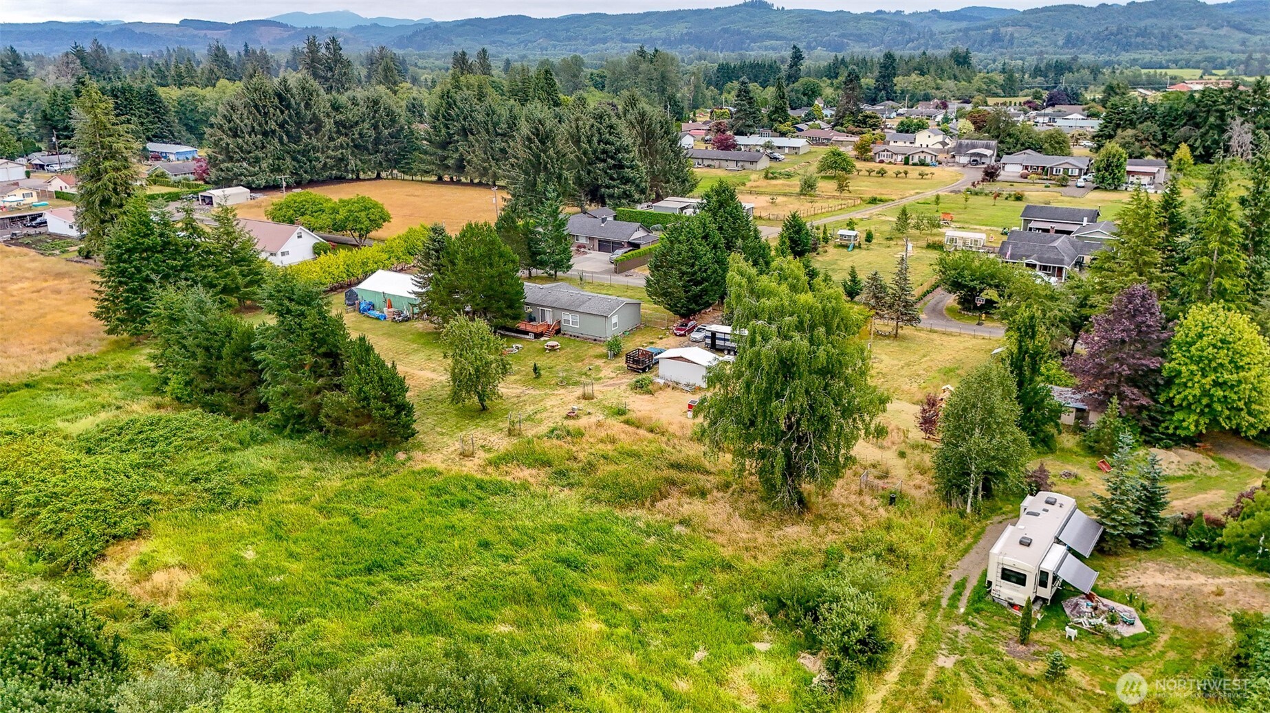 23 Garden Tracts Road Property Photo 7