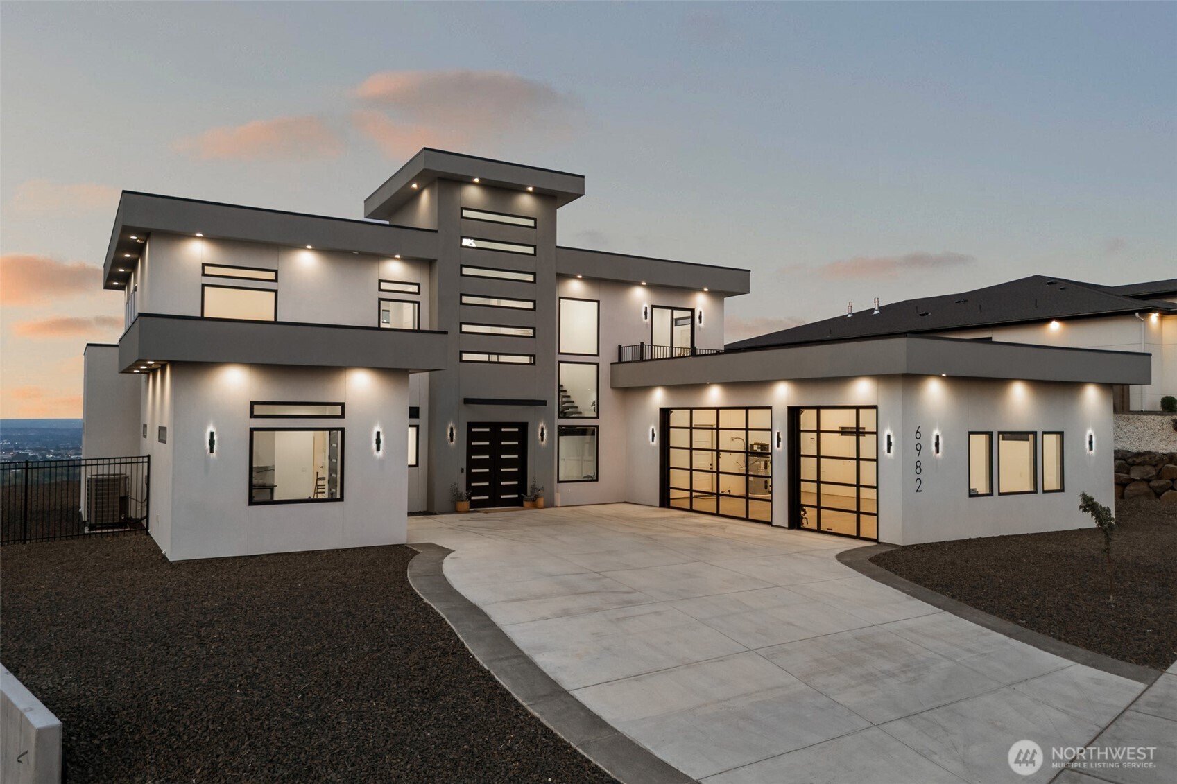 6982 W 22nd Ave Property Photo 1