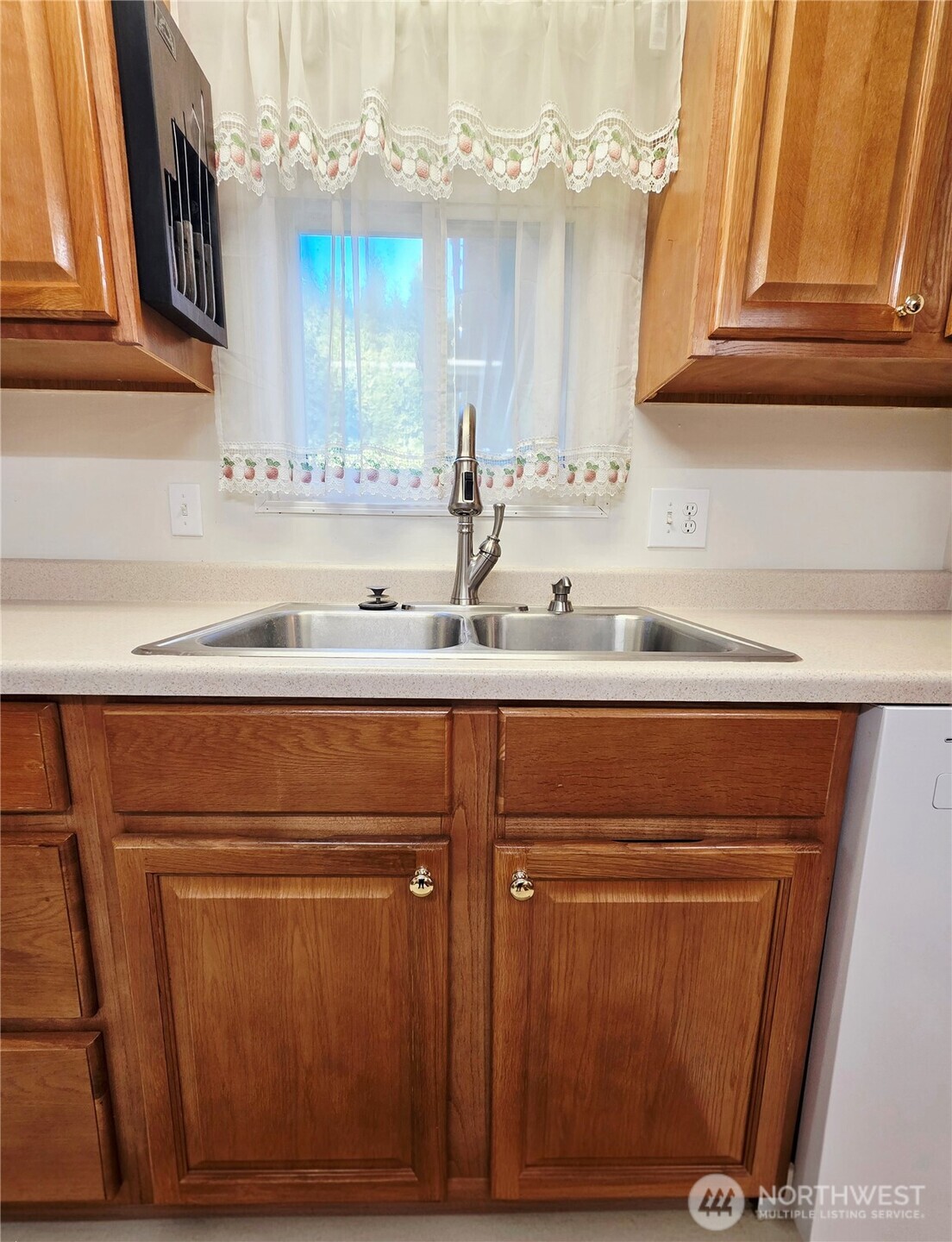 3611 I Street 301 Property Photo 4
