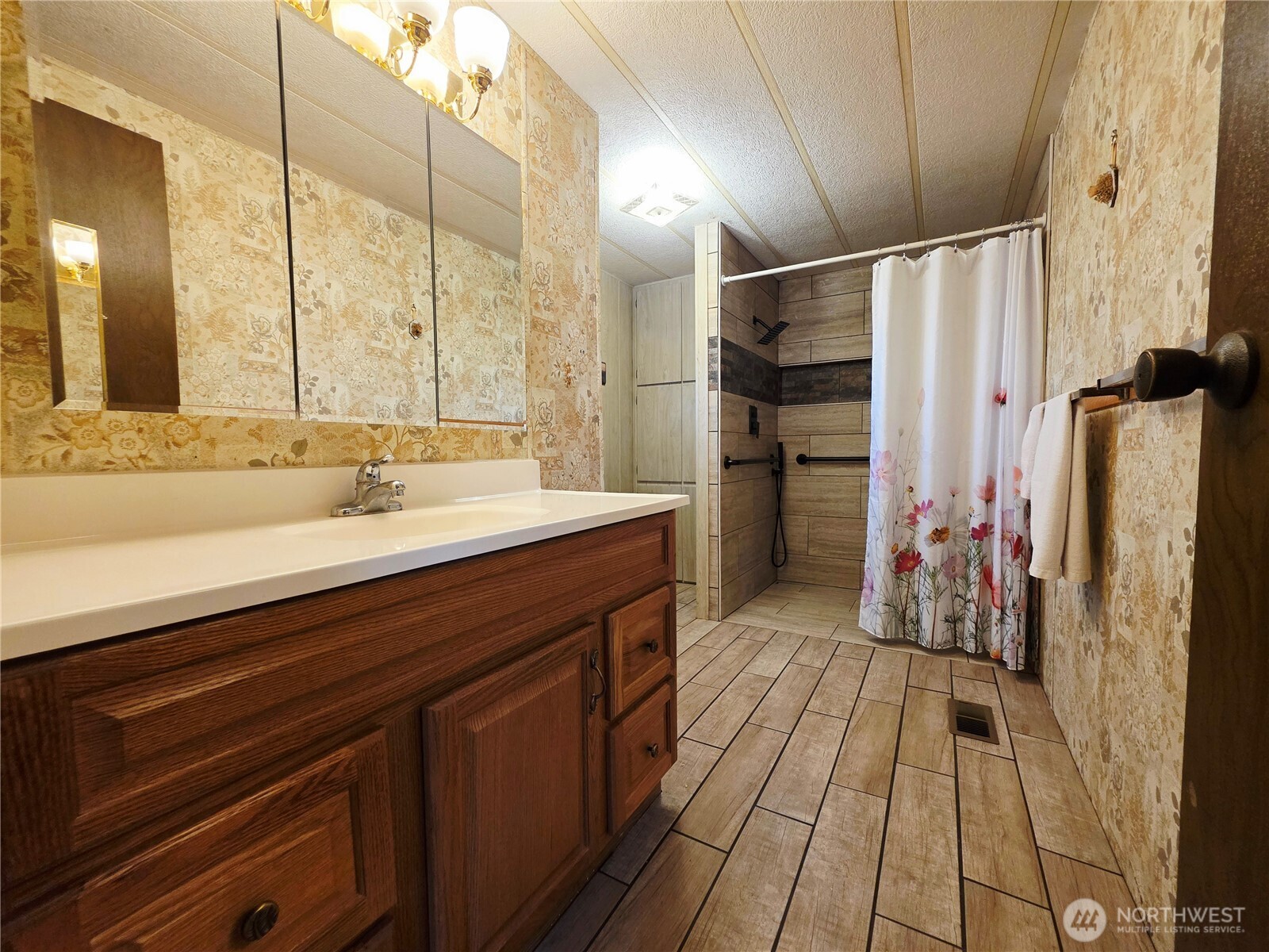3611 I Street 301 Property Photo 11