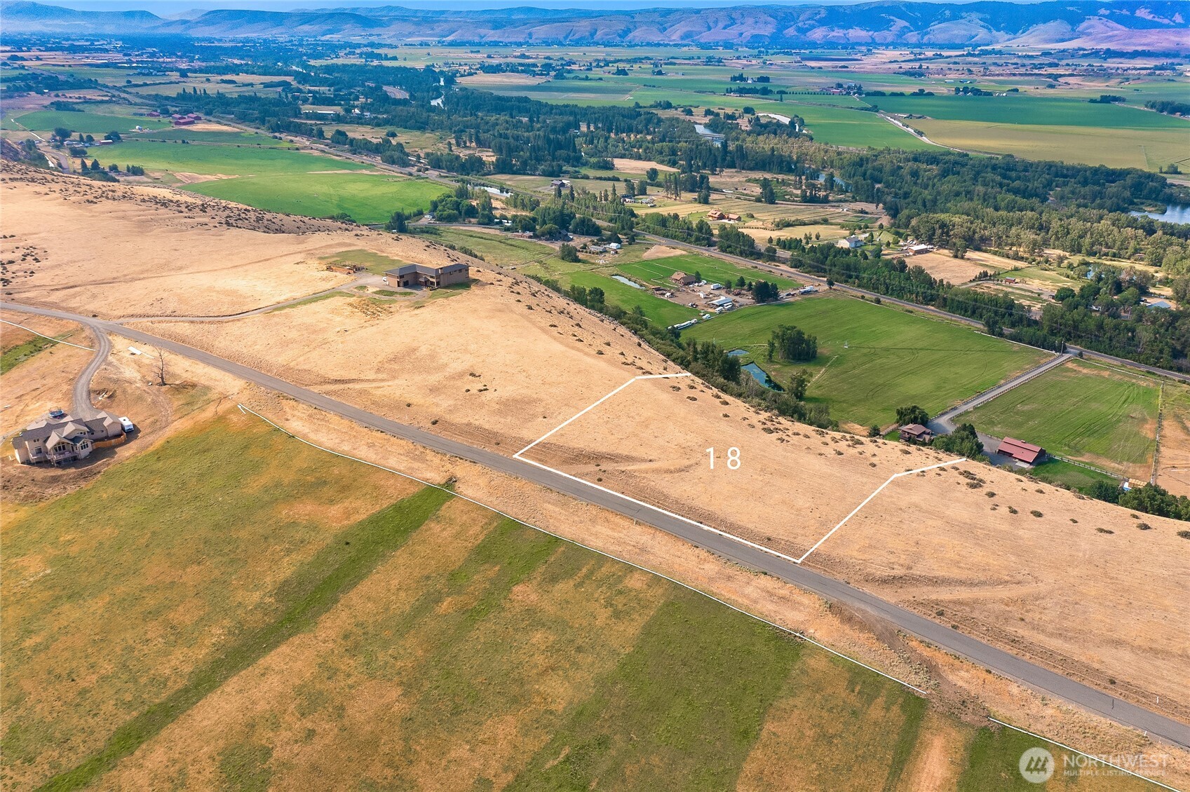 18 Sundance Lane Property Photo 6