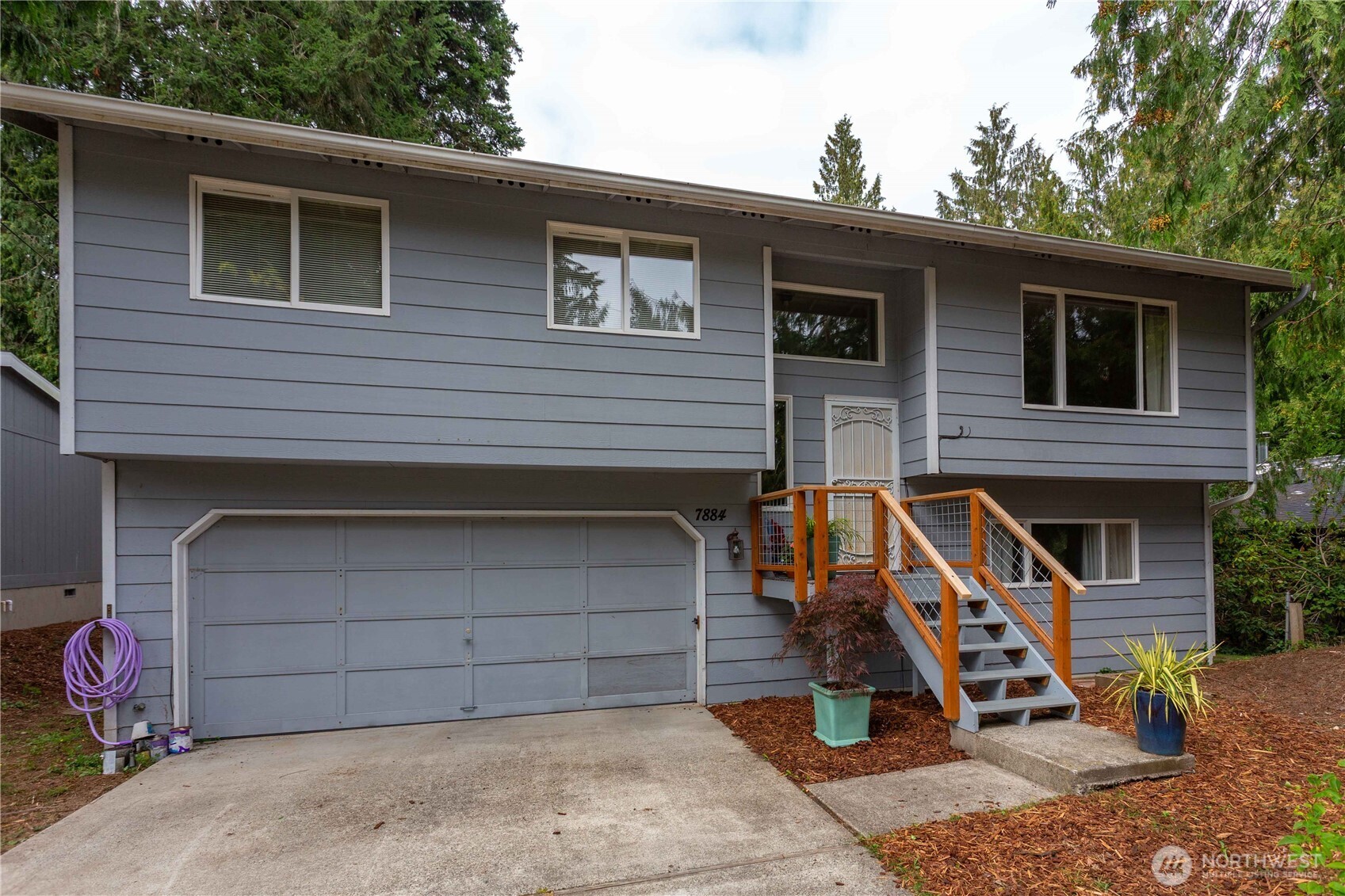 7884 Guemes Avenue Property Photo 1