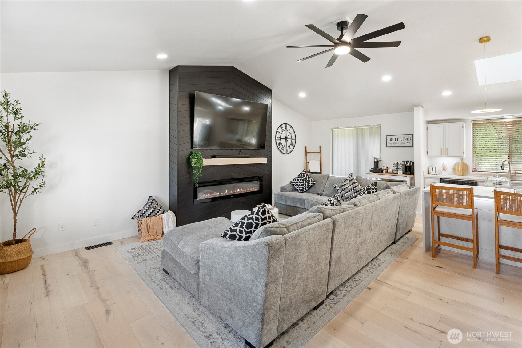 721 Kriewald Court Property Photo 1