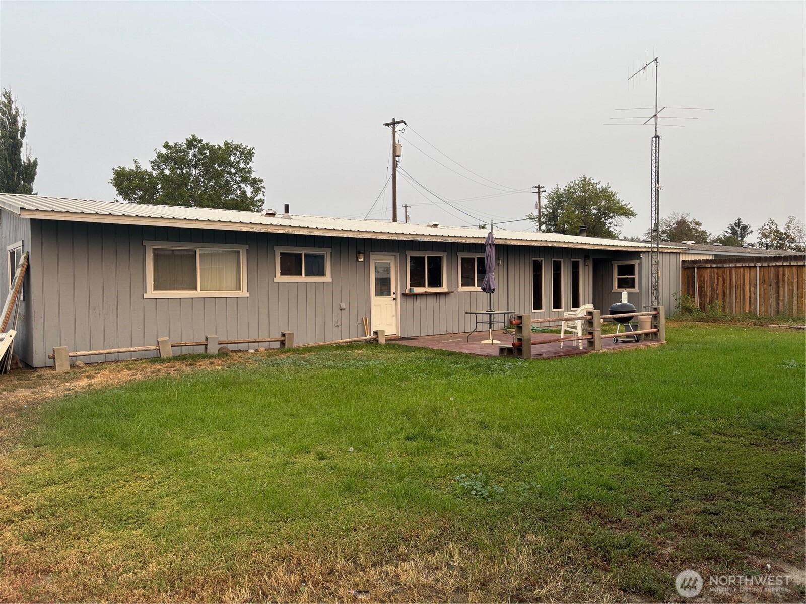 9008 Bong Loop B Property Photo 2