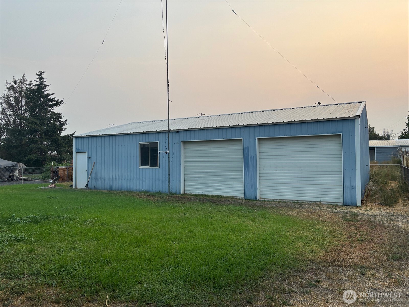 9008 Bong Loop B Property Photo 3