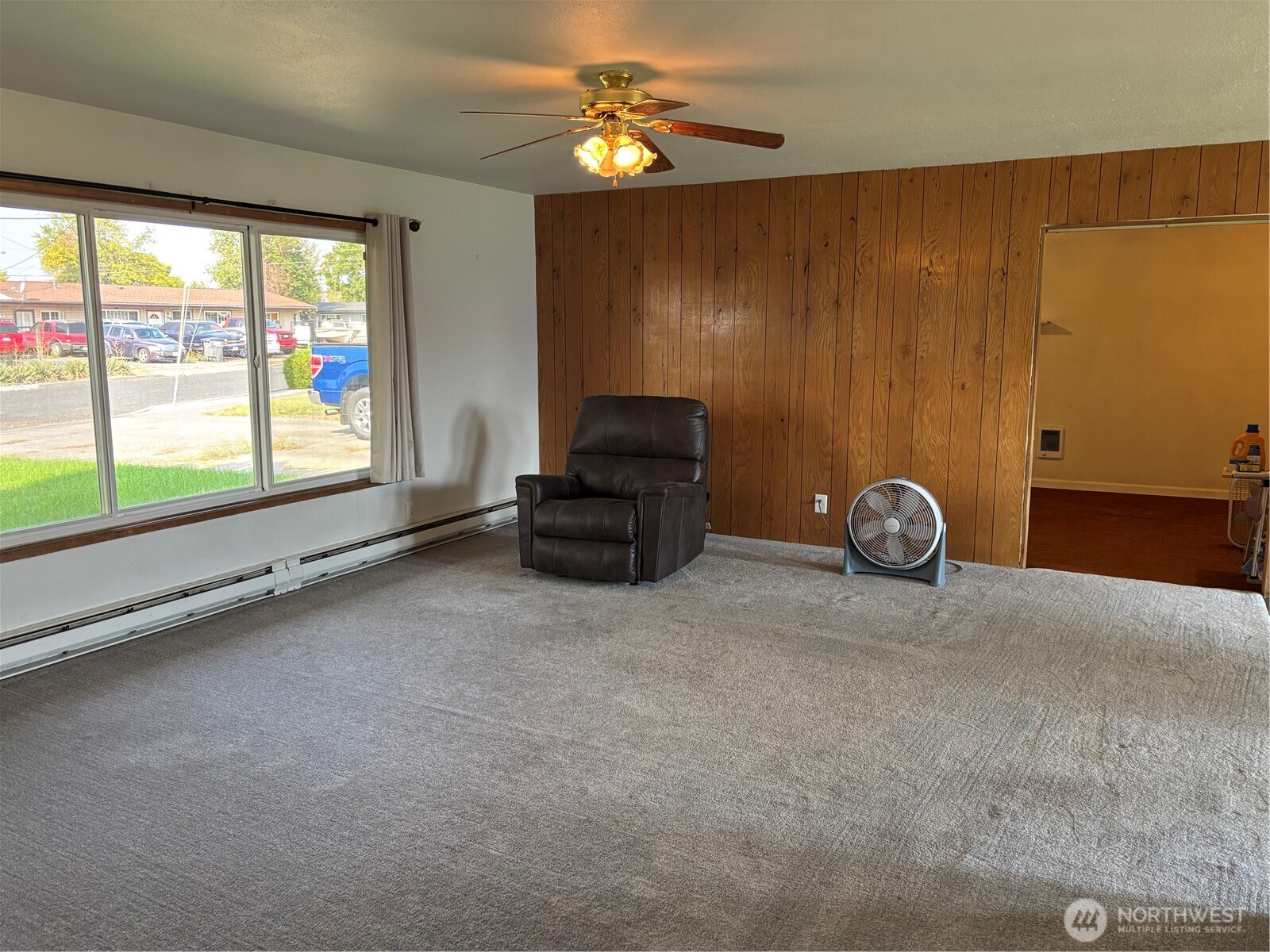 9008 Bong Loop B Property Photo 5
