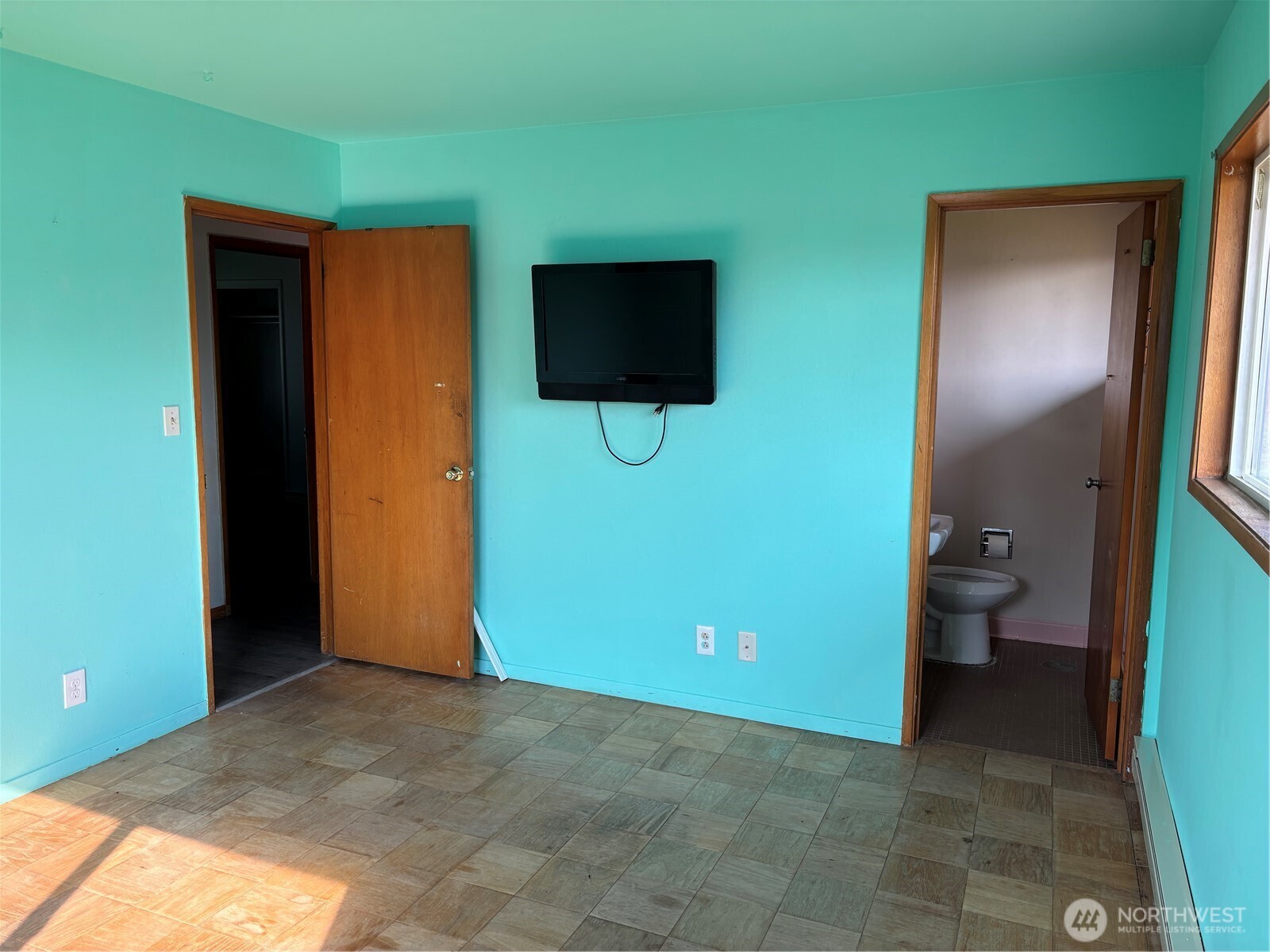 9008 Bong Loop B Property Photo 8