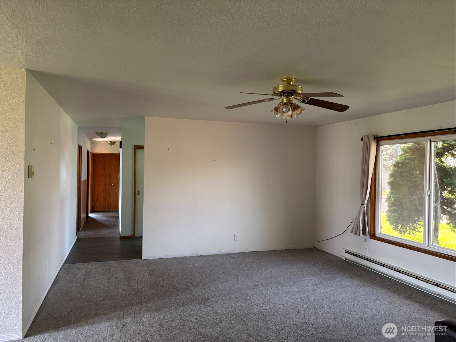 9008 Bong Loop B Property Photo 14