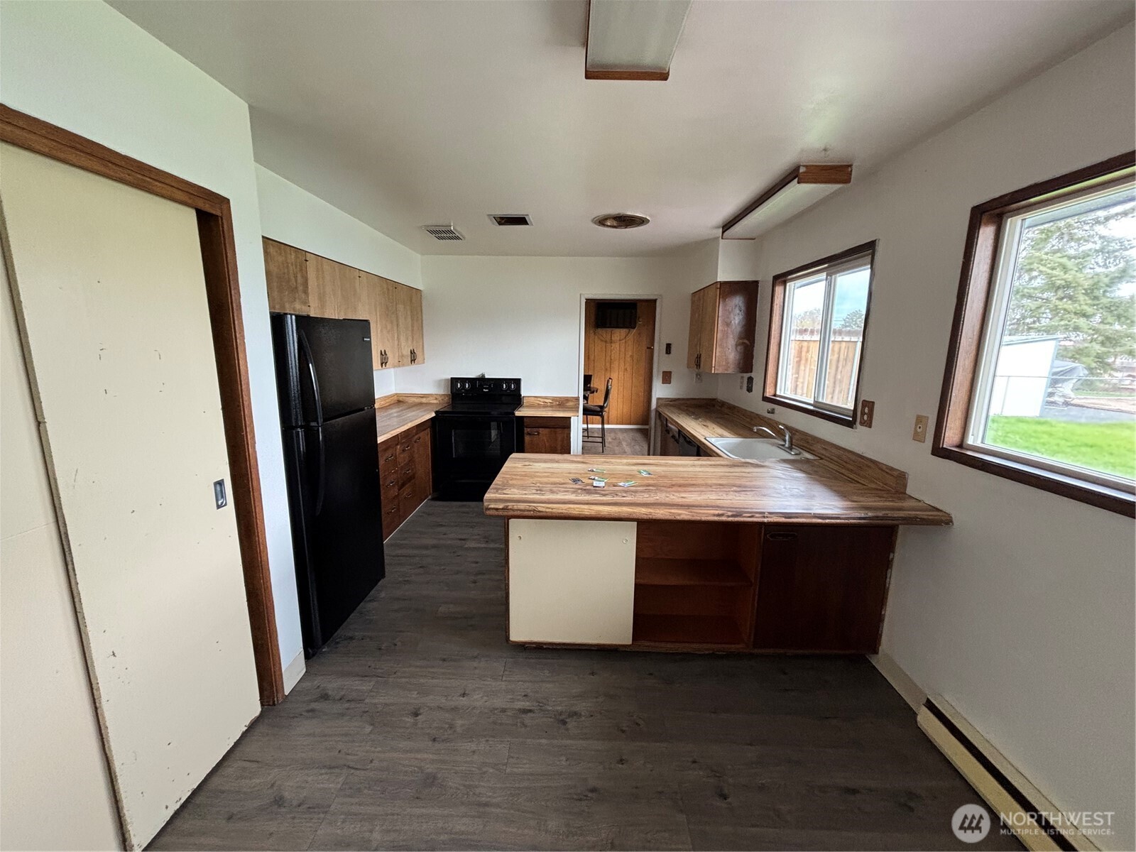9008 Bong Loop B Property Photo 15