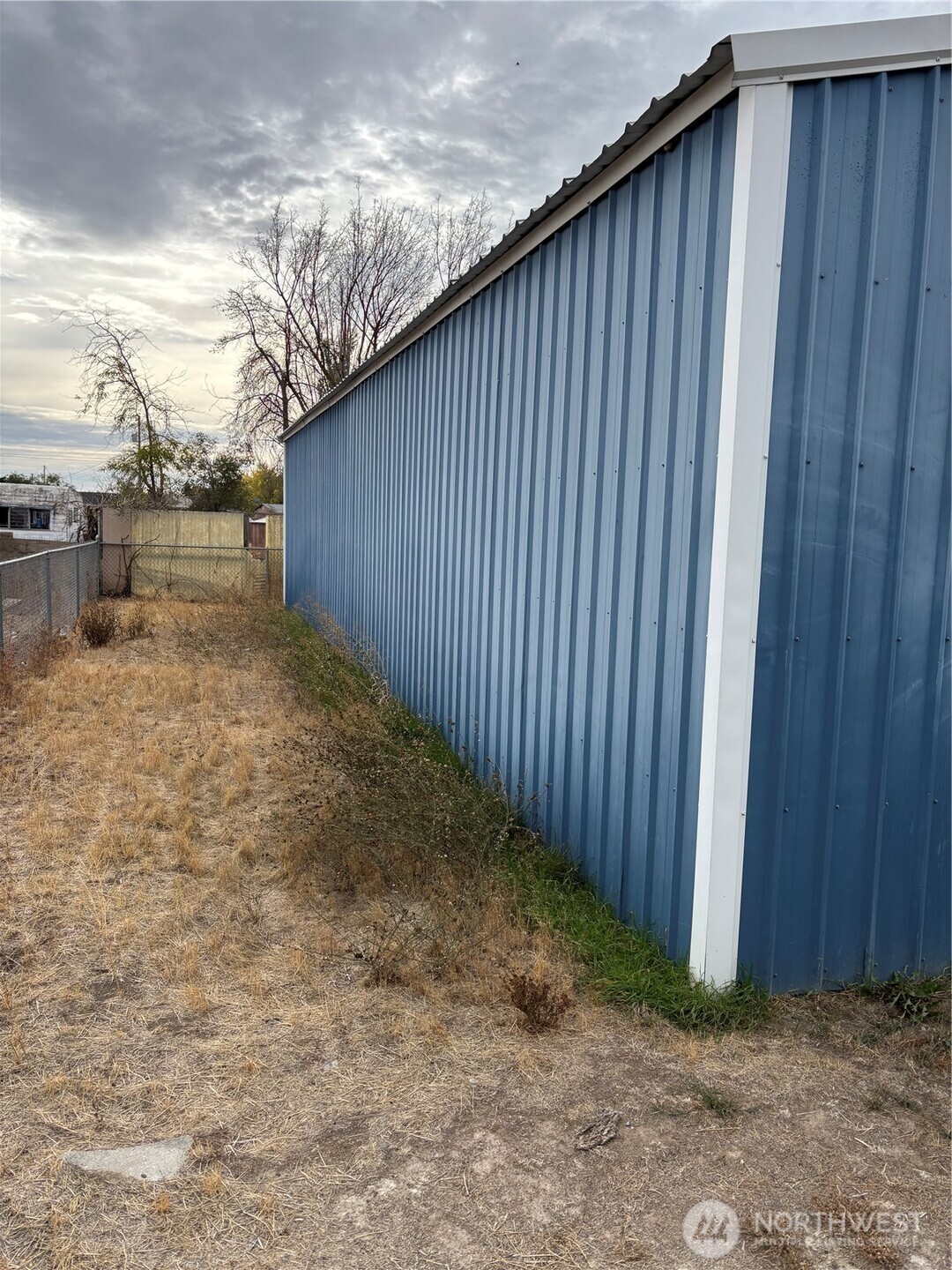 9008 Bong Loop B Property Photo 22
