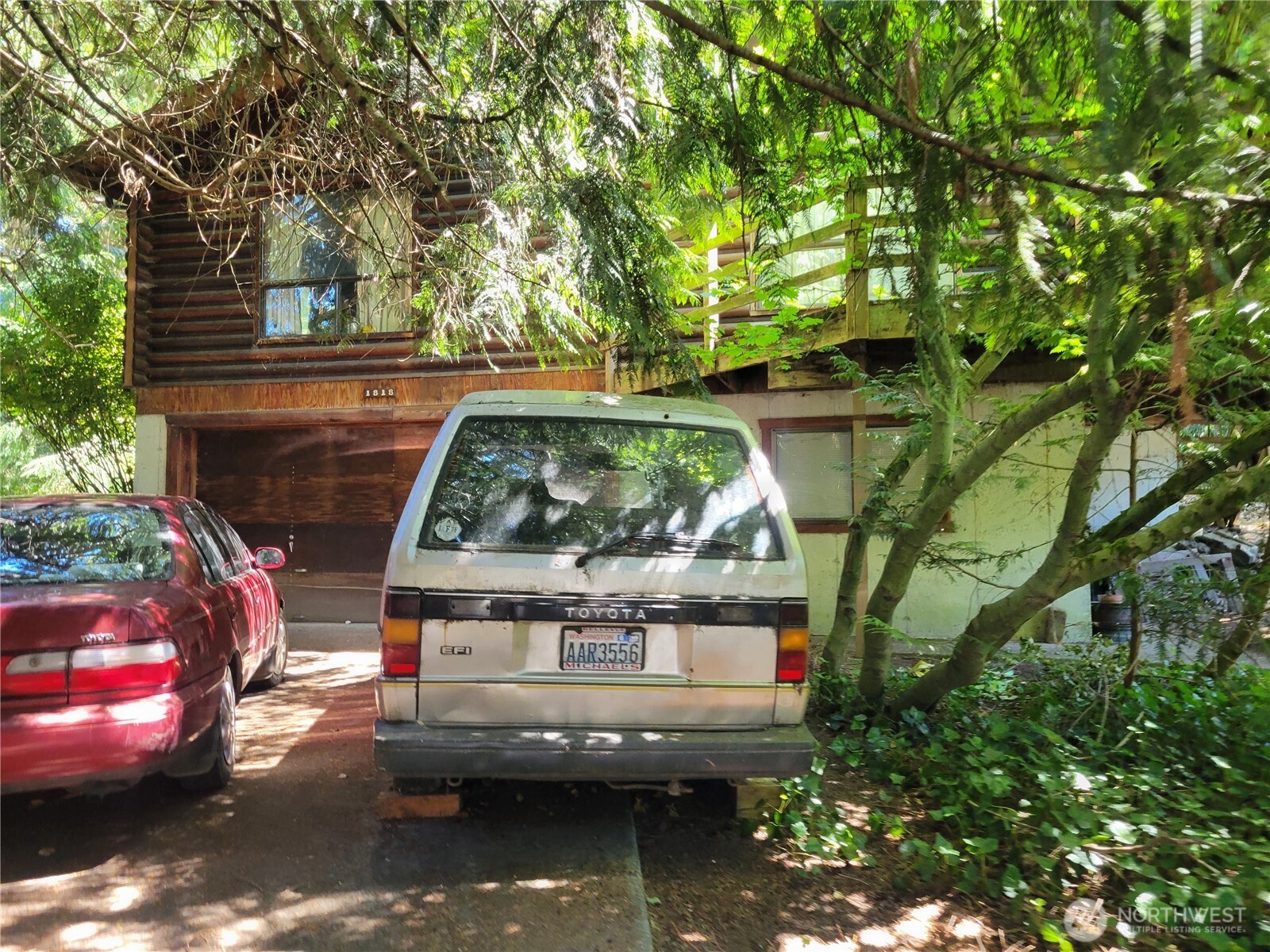 1818 Jackson Drive Property Photo 1