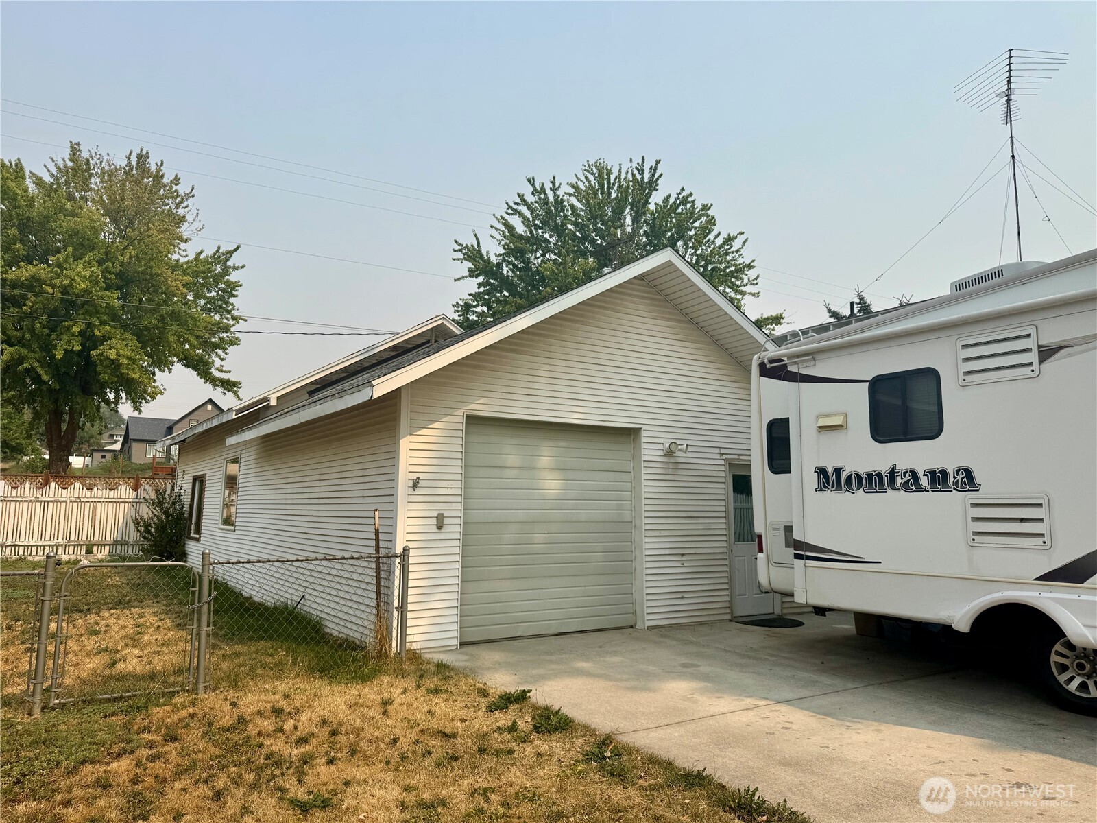 403 Nw Main Avenue Property Photo 36