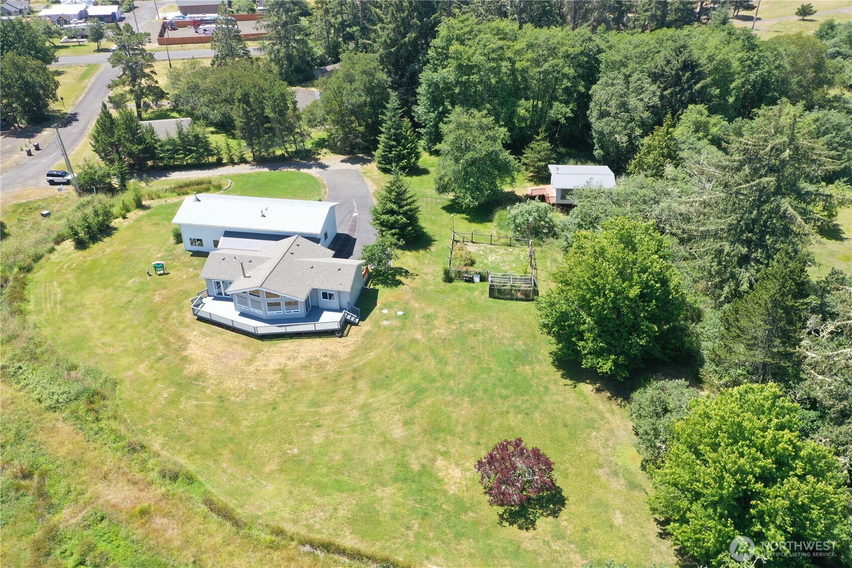 2900 Wheeler Avenue Property Photo 9