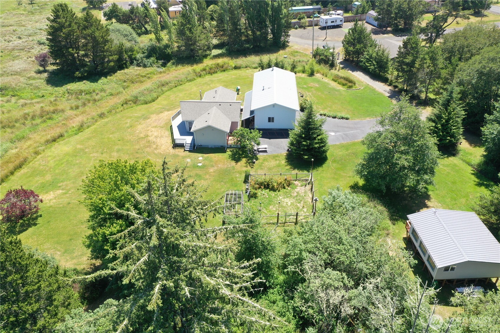 2900 Wheeler Avenue Property Photo 10