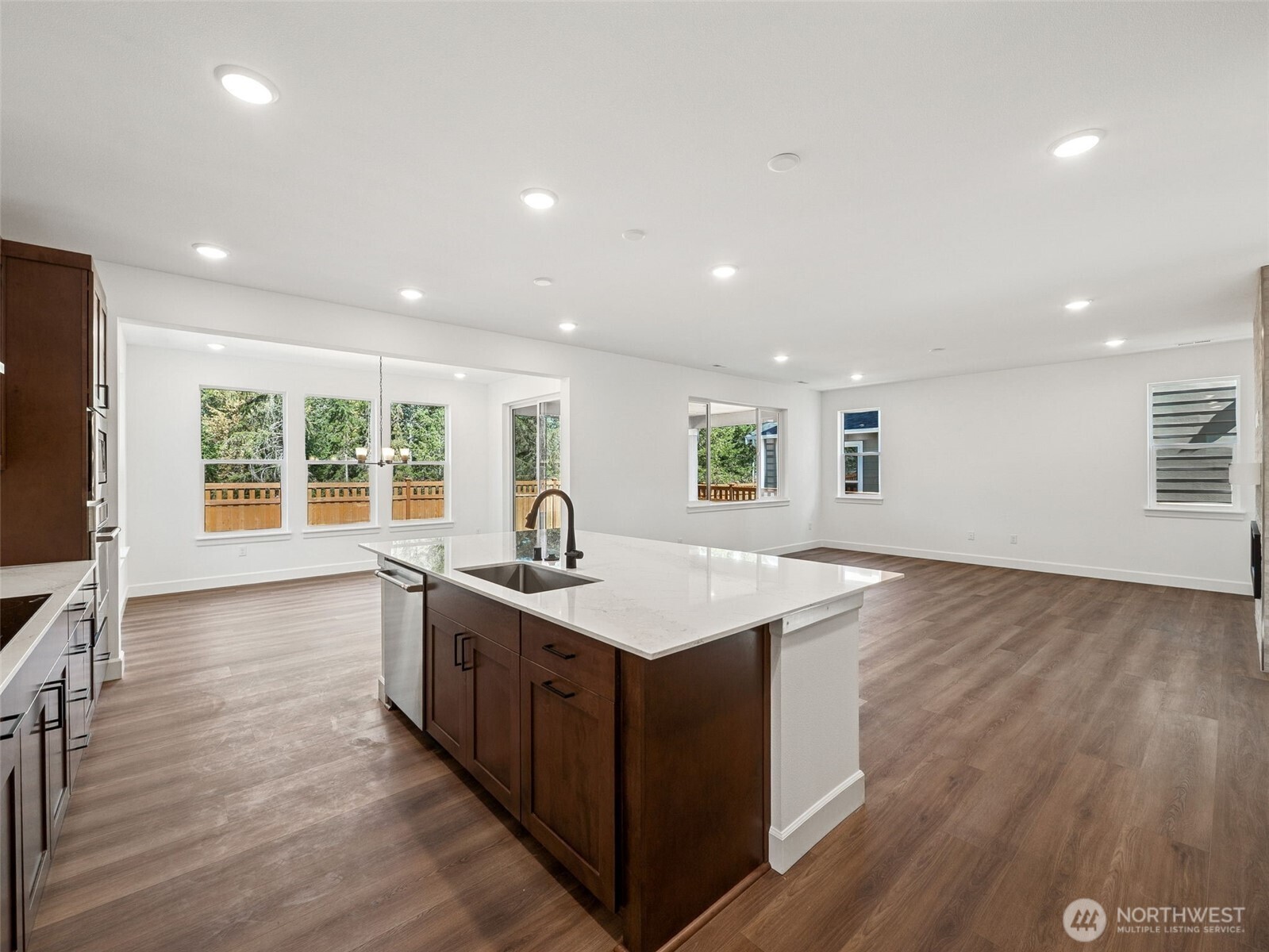 20267 145th Street 858 Property Photo 6
