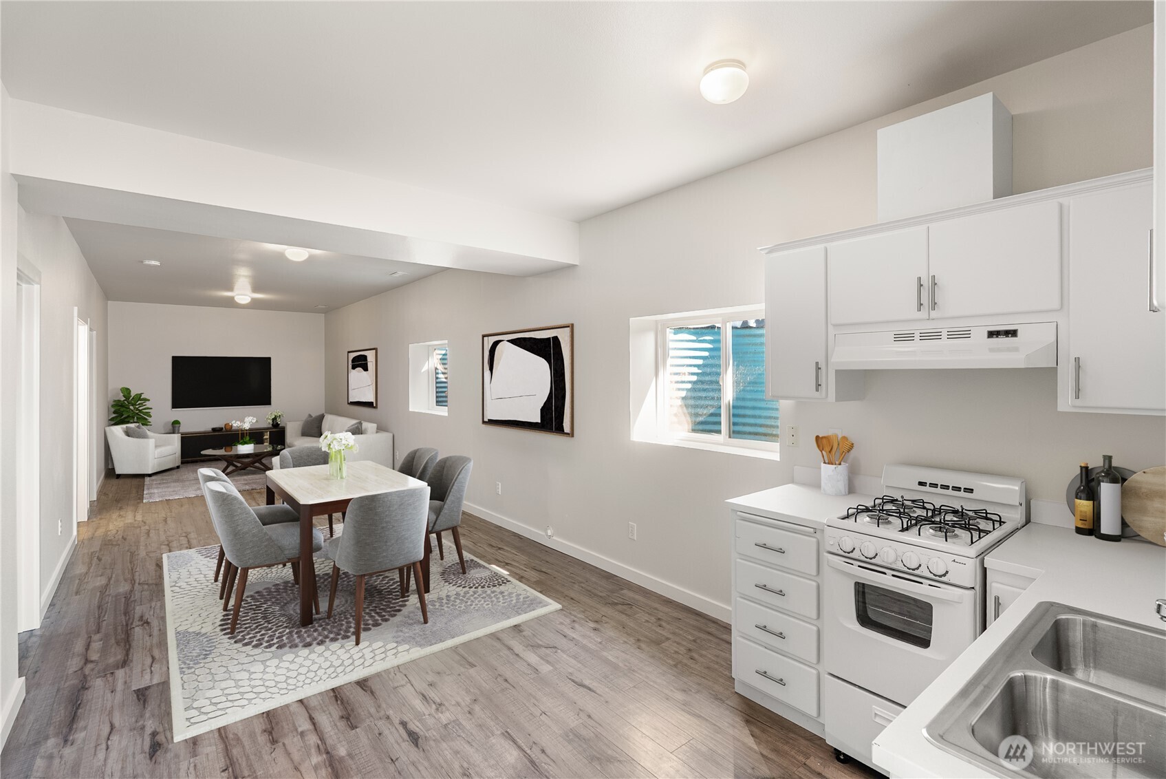 17721 Upland Drive Property Photo 7