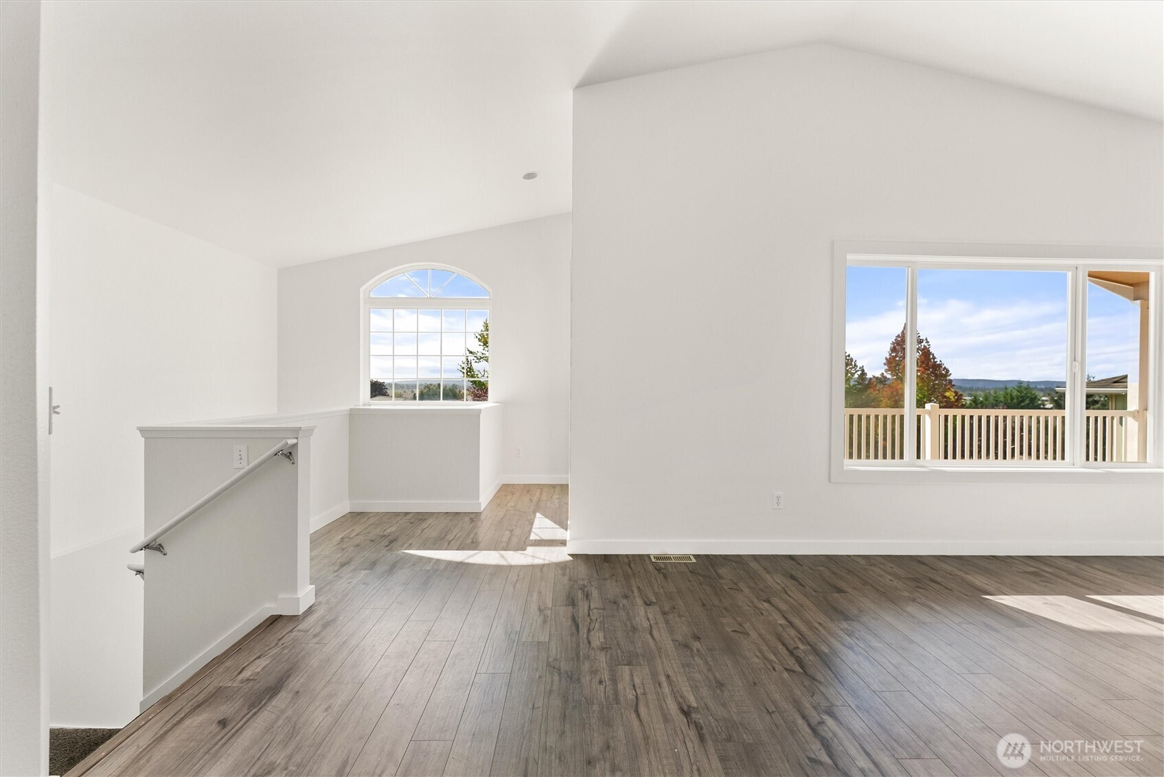 17721 Upland Drive Property Photo 13