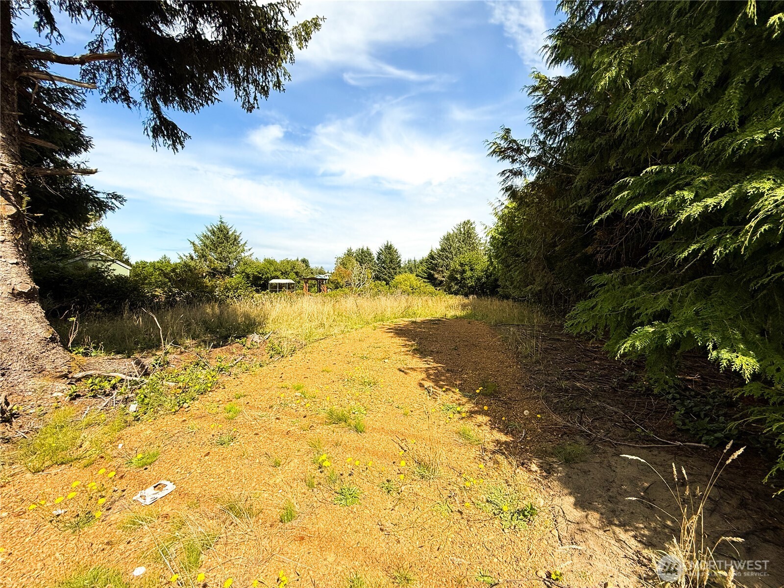 558 Point Brown Ave SE Property Photo 1