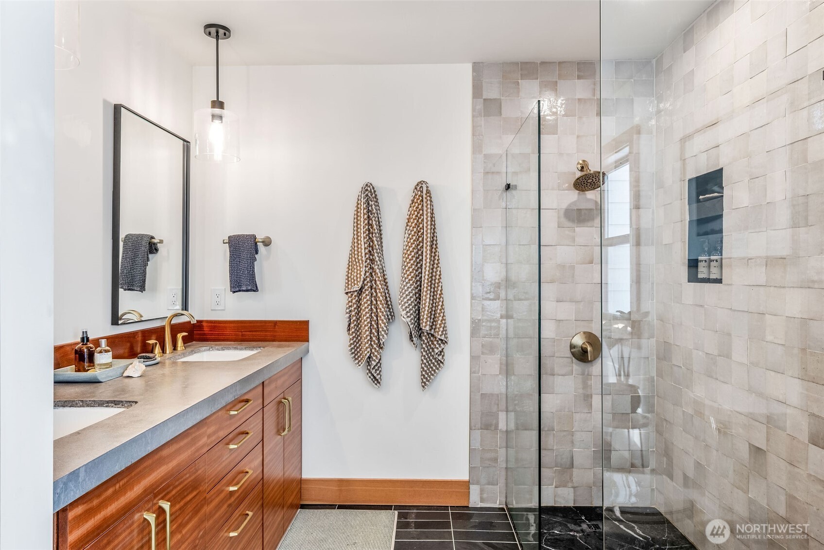 1738 Washington Street Property Photo 25