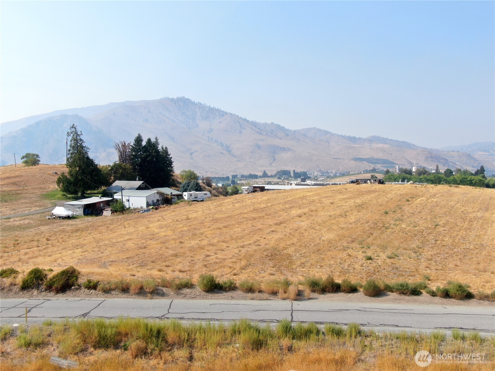 30 Isenhart Road Property Photo 7