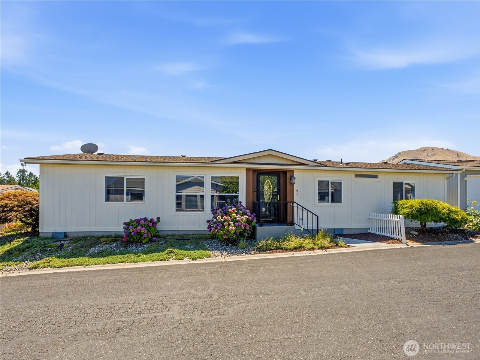 1625 Pleasant Avenue 38 Property Photo 1