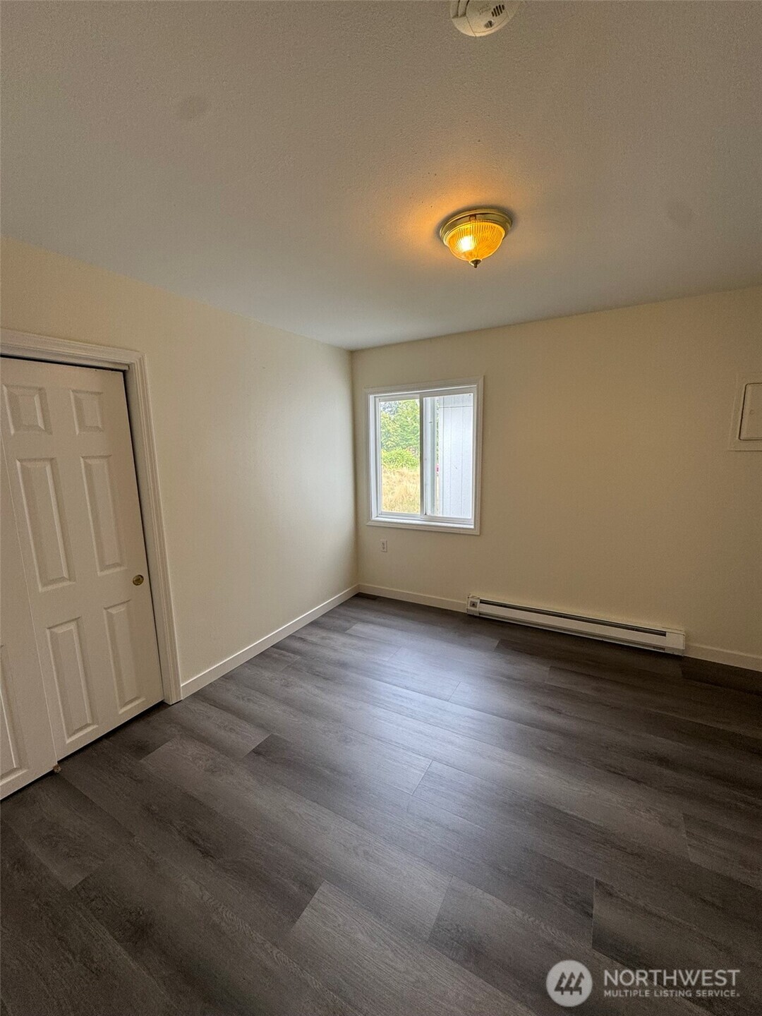 705 Emens Street Property Photo 31