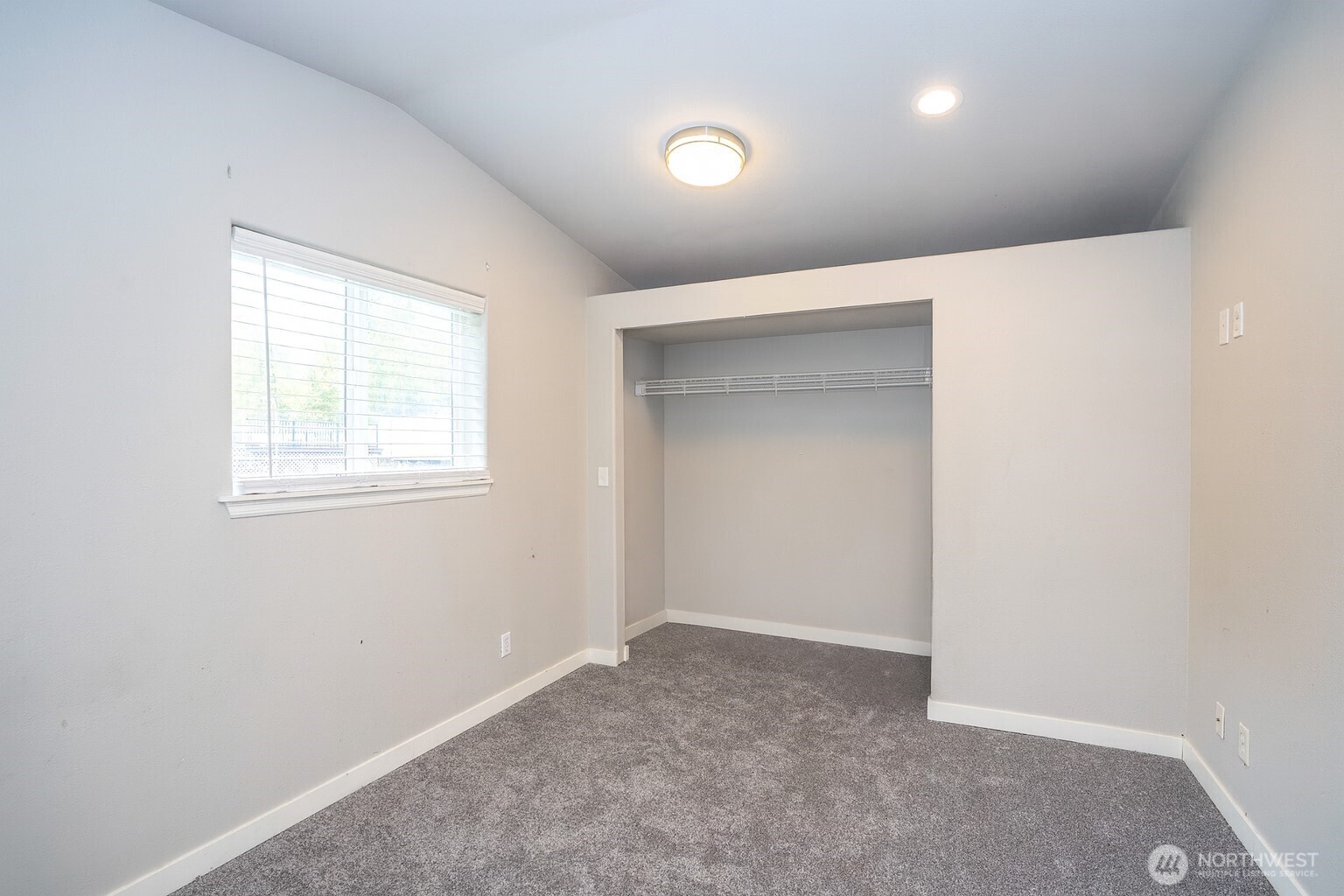 20112 150th Avenue Property Photo 18