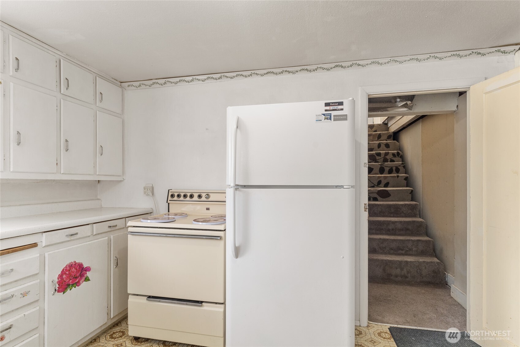 936 Vassar Avenue Property Photo 21