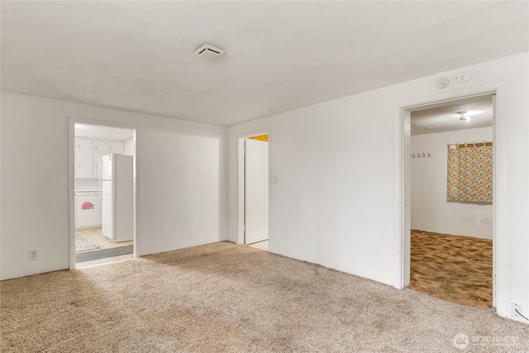 936 Vassar Avenue Property Photo 27