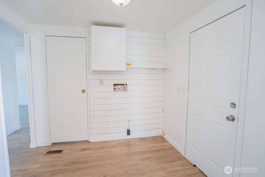 900 N Grape 22 Property Photo 13