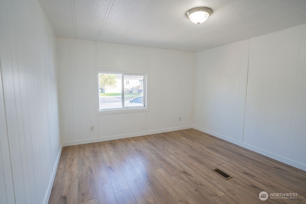 900 N Grape 22 Property Photo 19