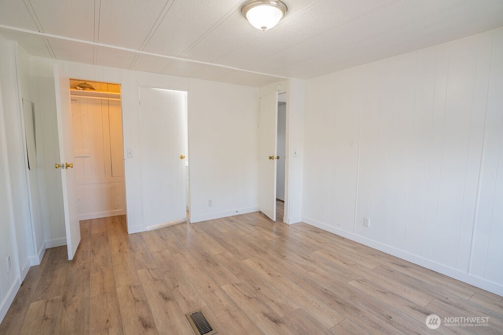 900 N Grape 22 Property Photo 20