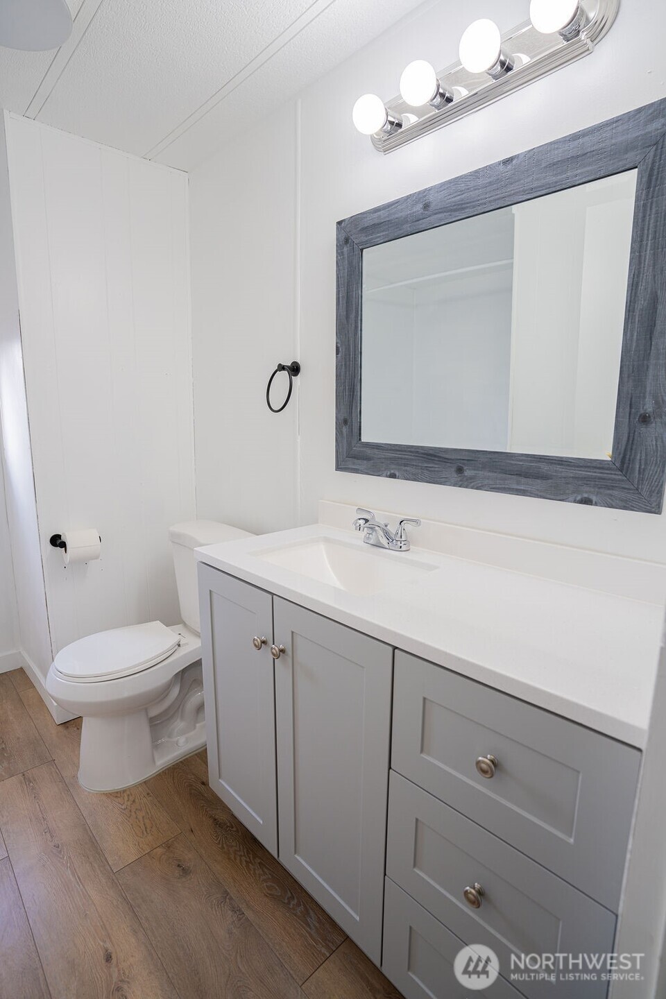 900 N Grape 22 Property Photo 22