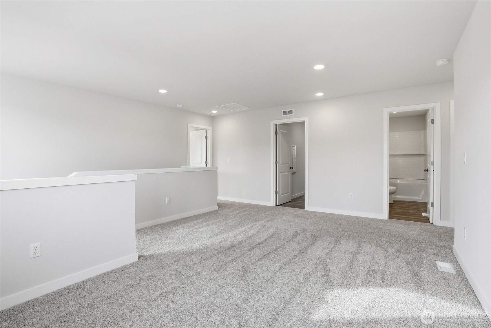 2132 Plumridge Court Property Photo 19