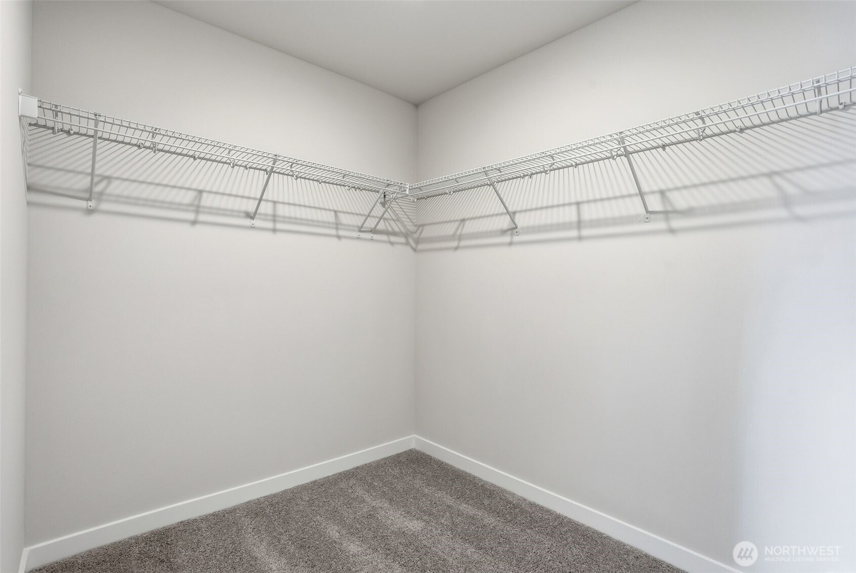 2132 Plumridge Court Property Photo 25
