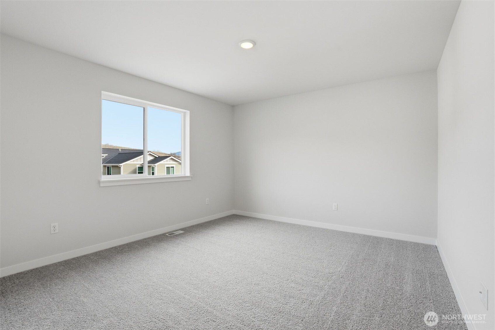 2132 Plumridge Court Property Photo 26