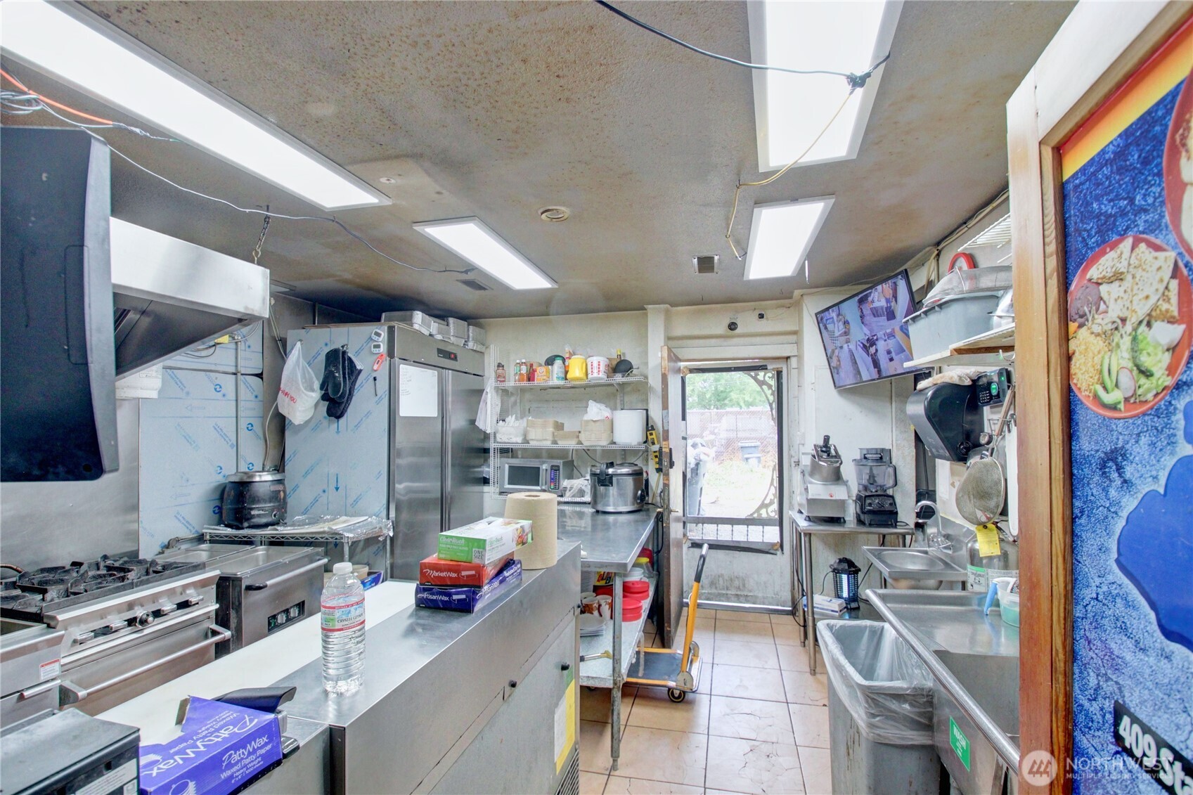 409 State Avenue Property Photo 10