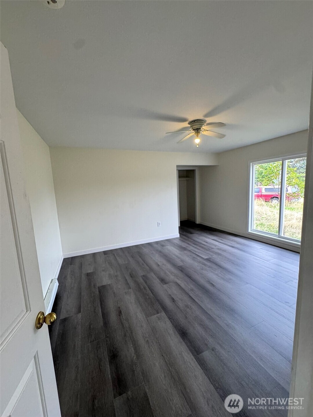 705 Emens Street Property Photo 15