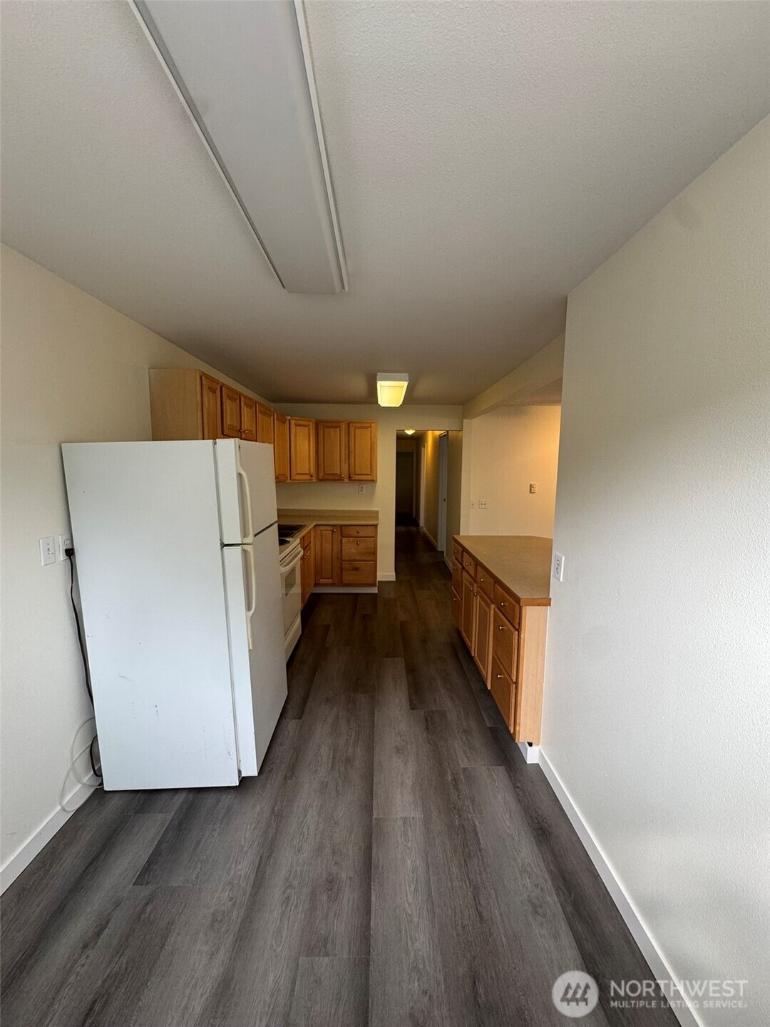 705 Emens Street Property Photo 27