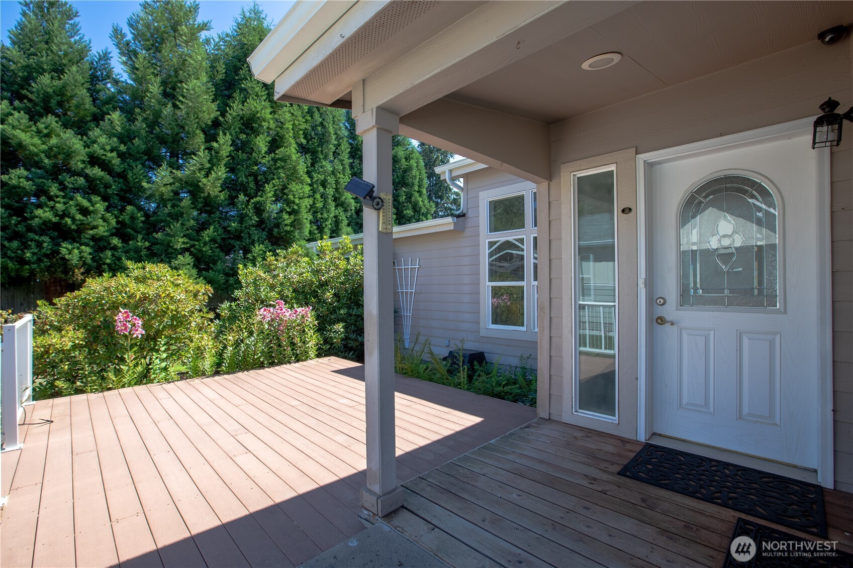 3504 Meadowbrook Lane Property Photo 3
